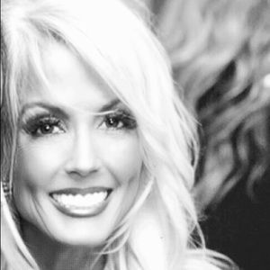 Meet your Posher, Stacy